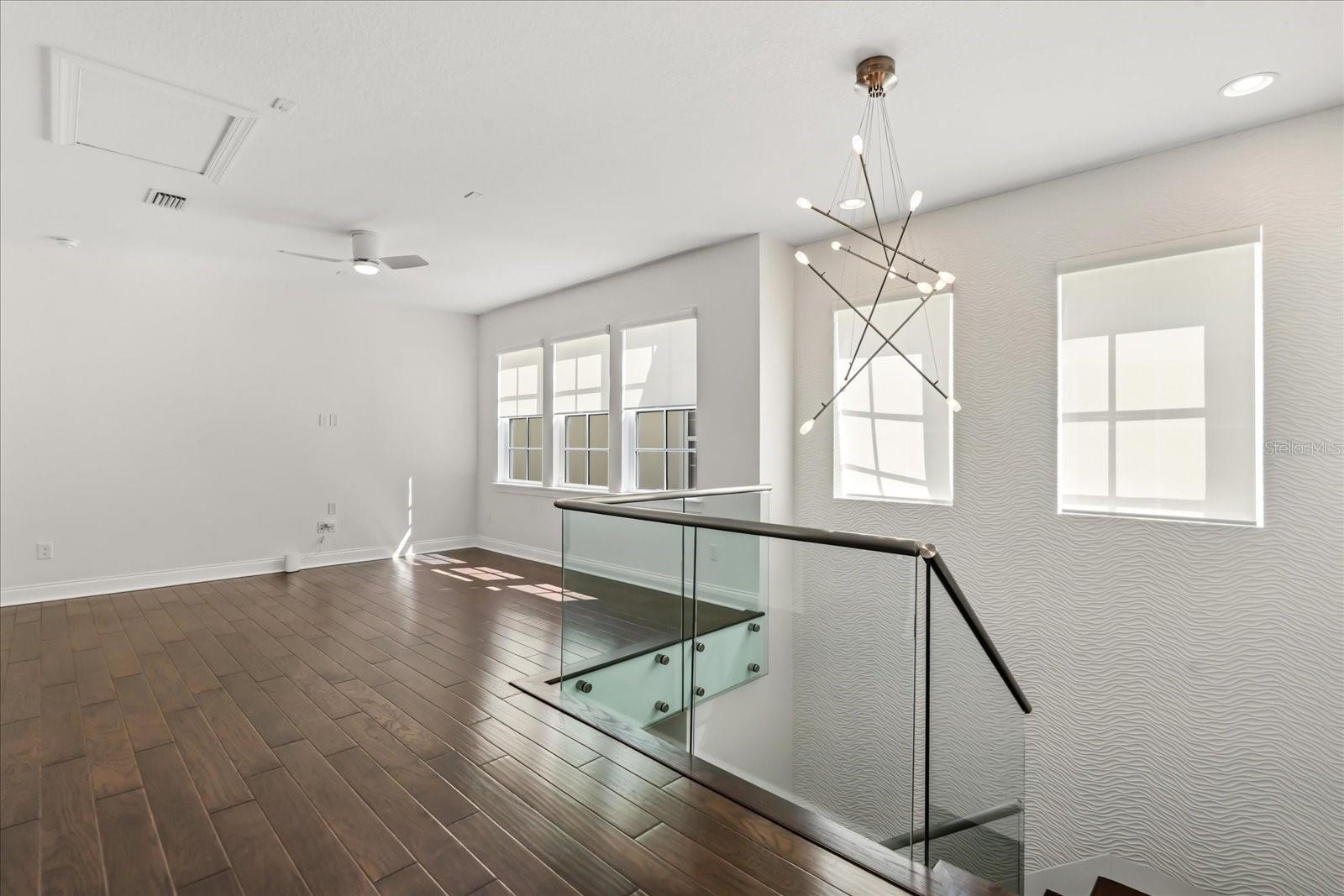 Image 23 of 45 For 1587 Castile Street