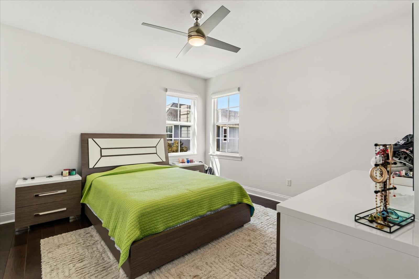 Image 25 of 45 For 1587 Castile Street