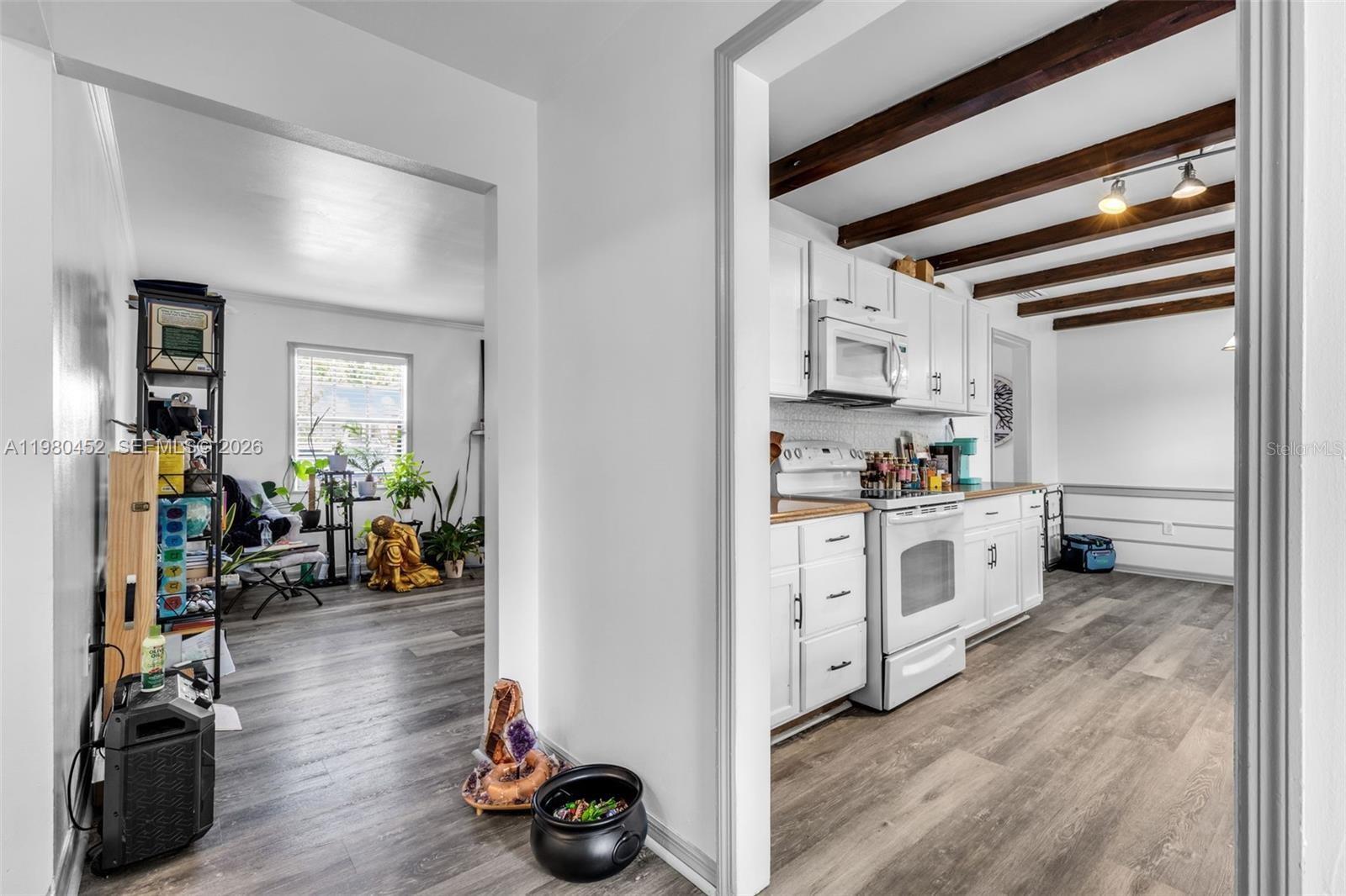 Image 5 of 40 For 1215 26th Street Nw