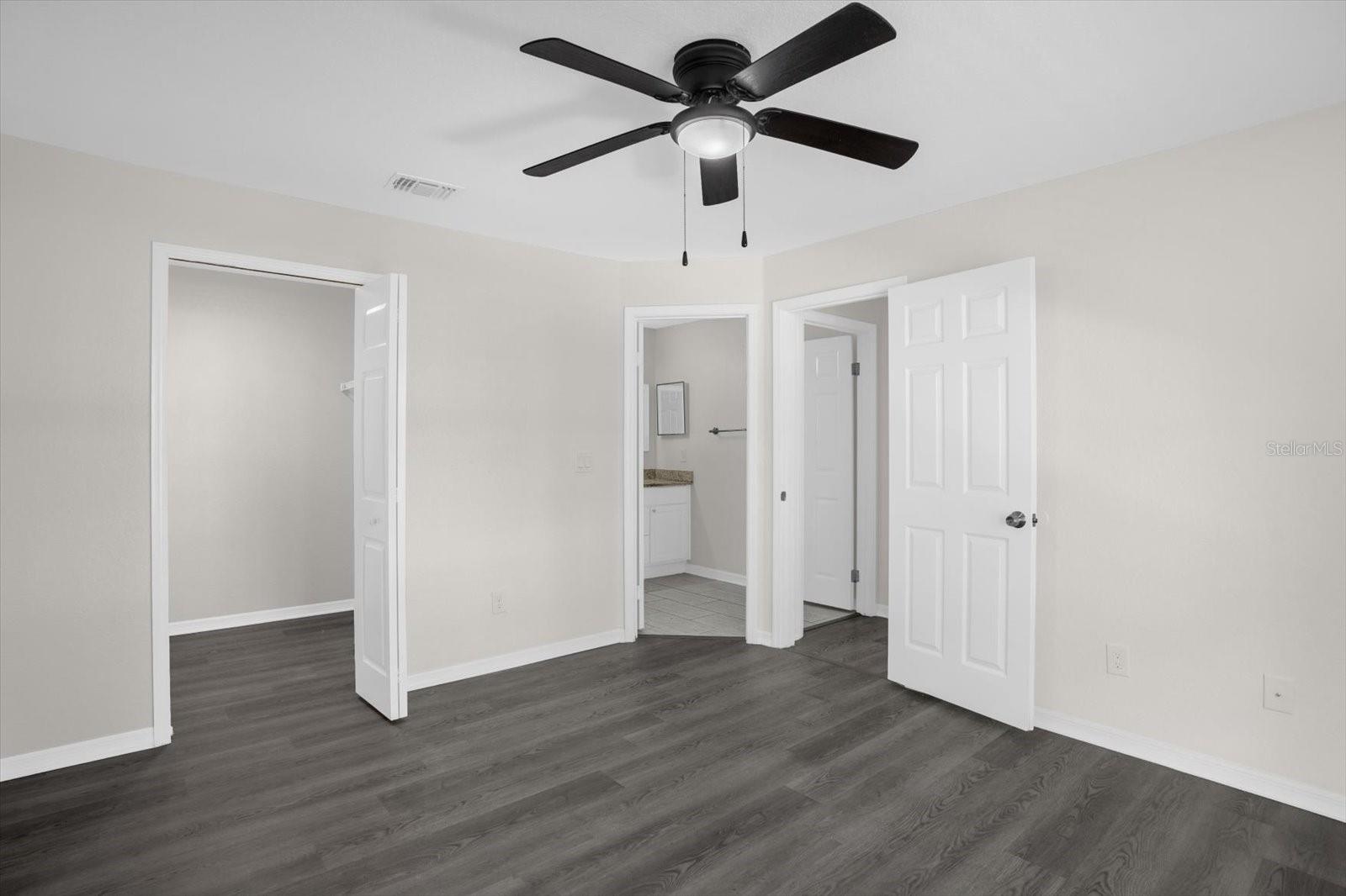 Image 17 of 25 For 7606 Pissarro Drive 14204