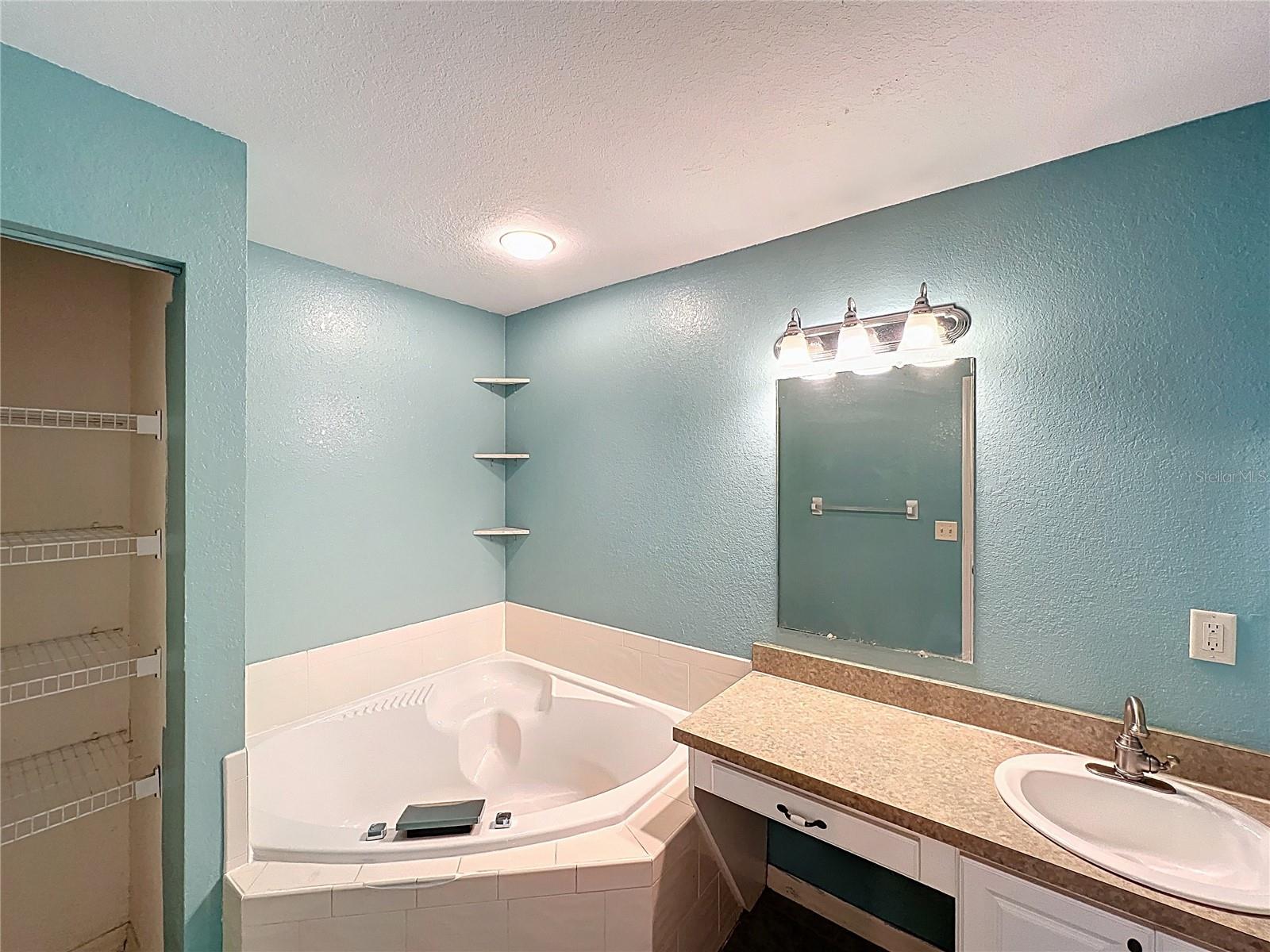 Image 15 of 28 For 323 Fox Lake Drive