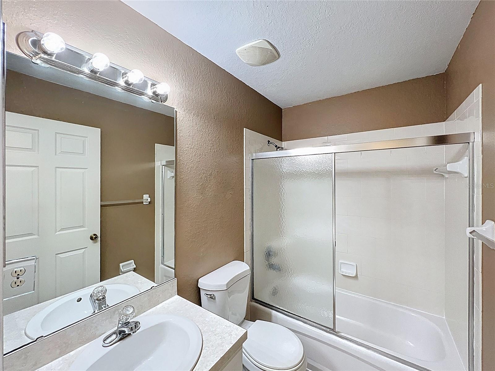 Image 20 of 28 For 323 Fox Lake Drive