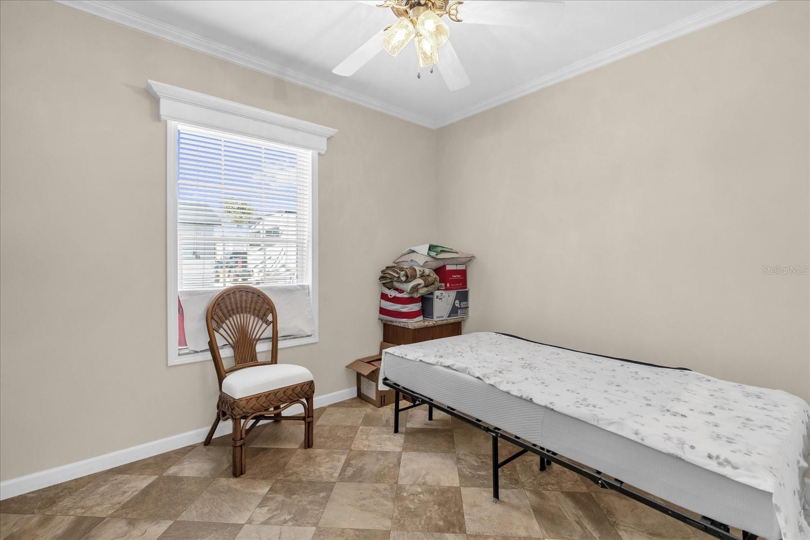 Image 15 of 25 For 1039 Center Crest Boulevard