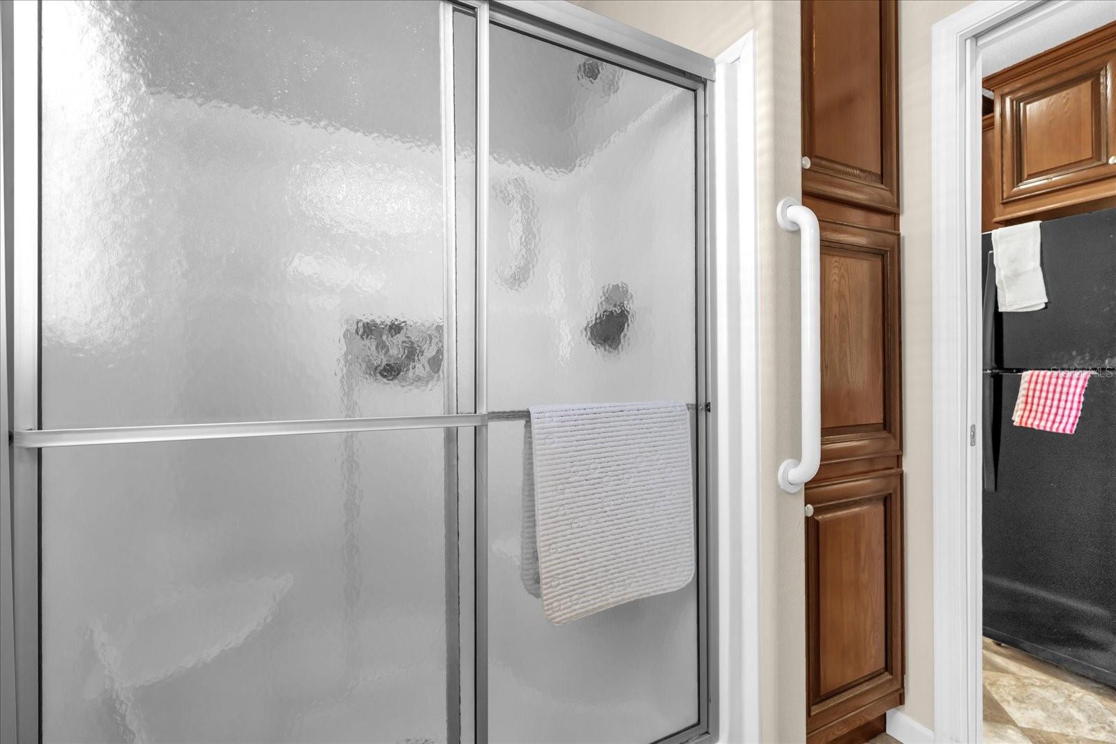 Image 20 of 25 For 1039 Center Crest Boulevard