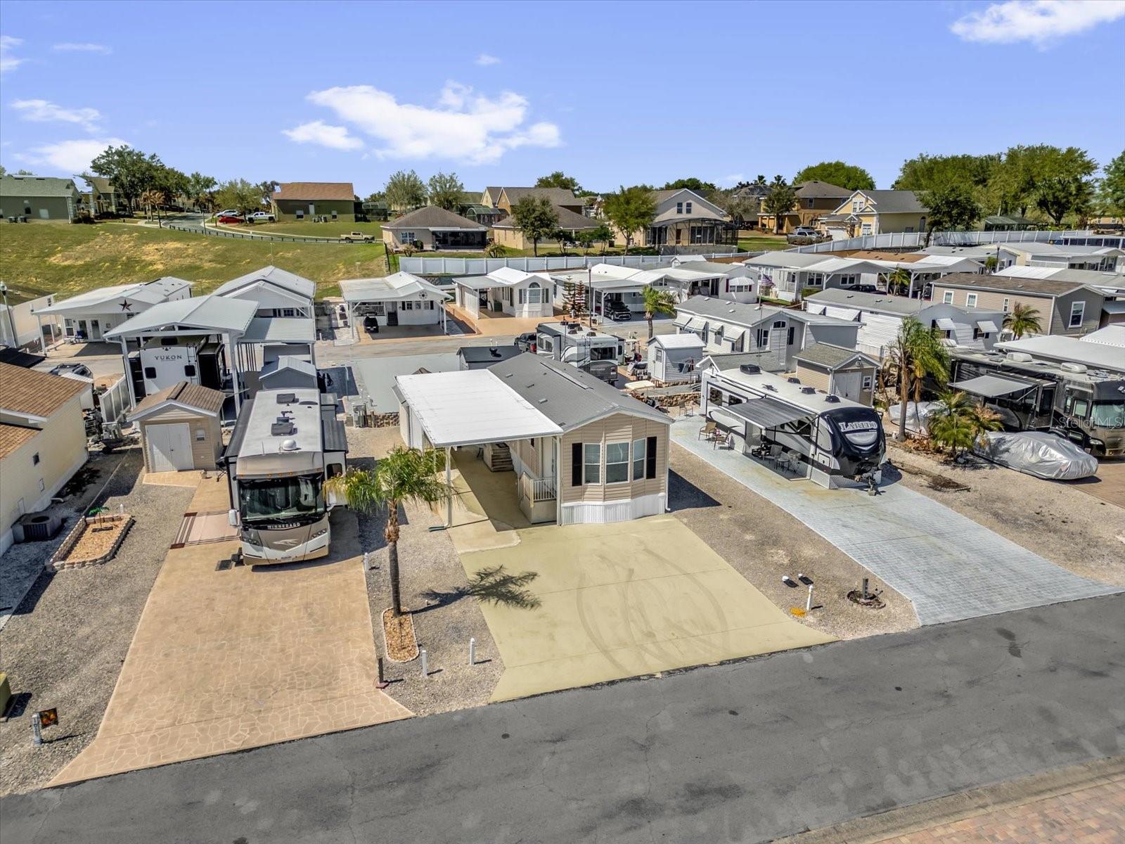 Image 3 of 25 For 1039 Center Crest Boulevard