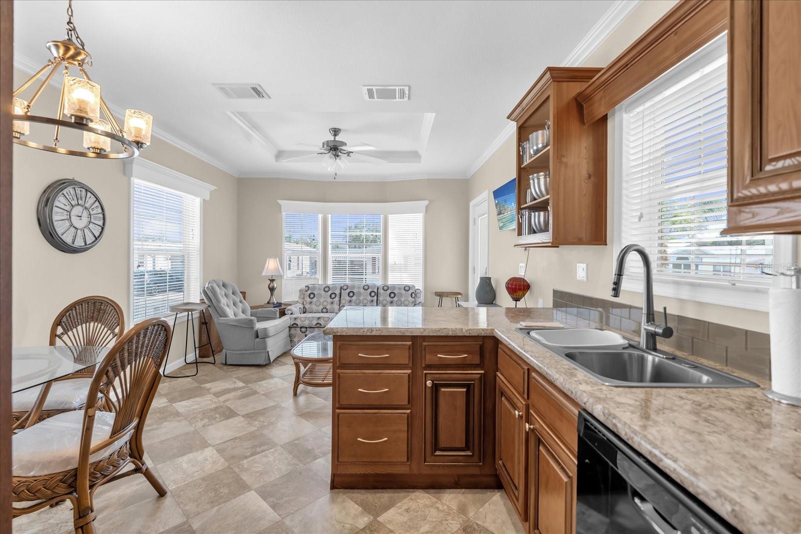 Image 7 of 25 For 1039 Center Crest Boulevard