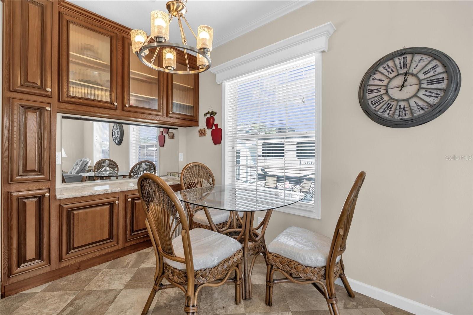 Image 8 of 25 For 1039 Center Crest Boulevard