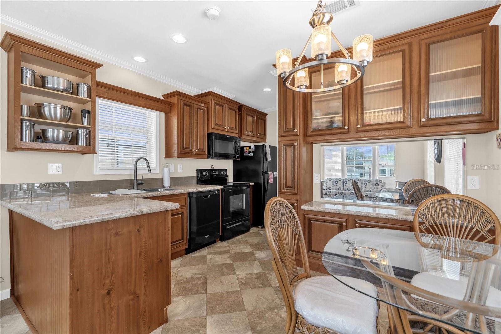 Image 9 of 25 For 1039 Center Crest Boulevard