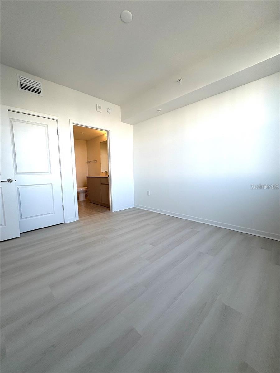 Image 7 of 16 For 5587 Millenia Park Boulevard 510