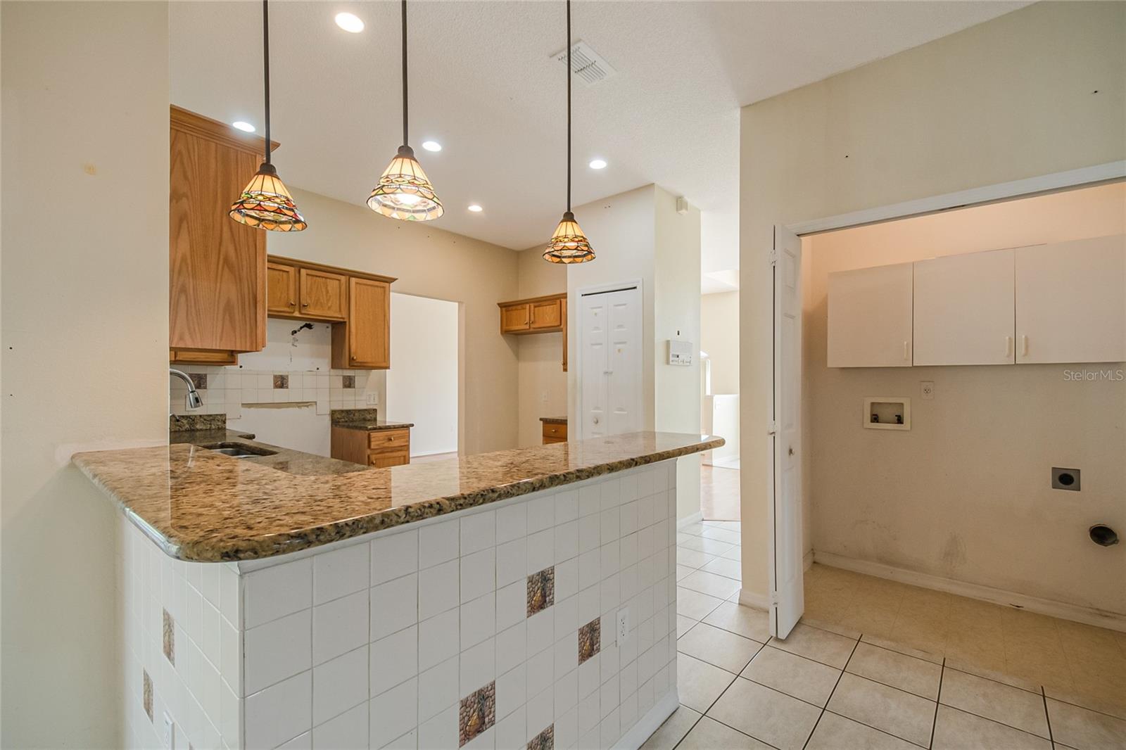 Image 22 of 47 For 603 Pinehurst Court