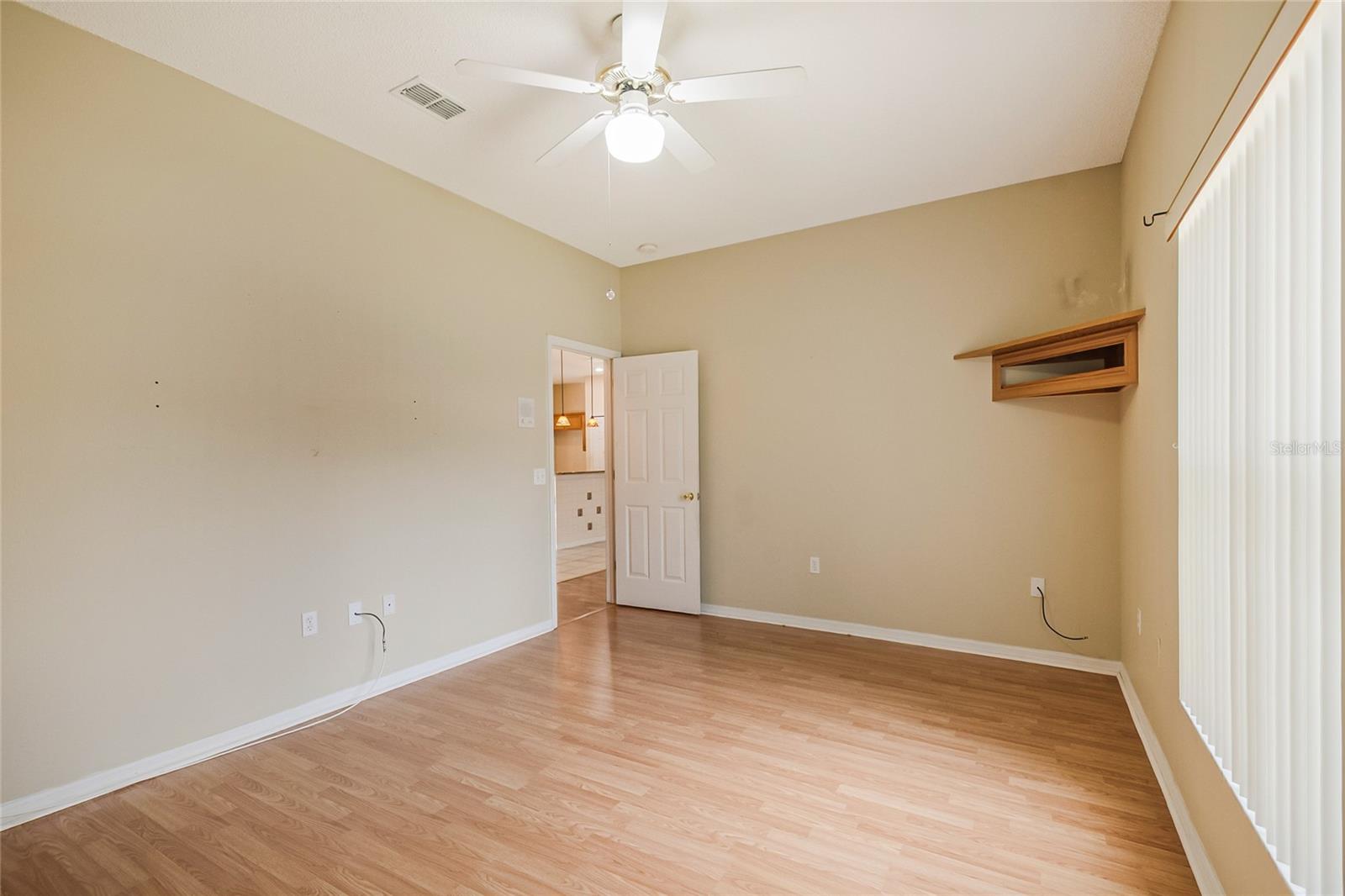 Image 36 of 47 For 603 Pinehurst Court