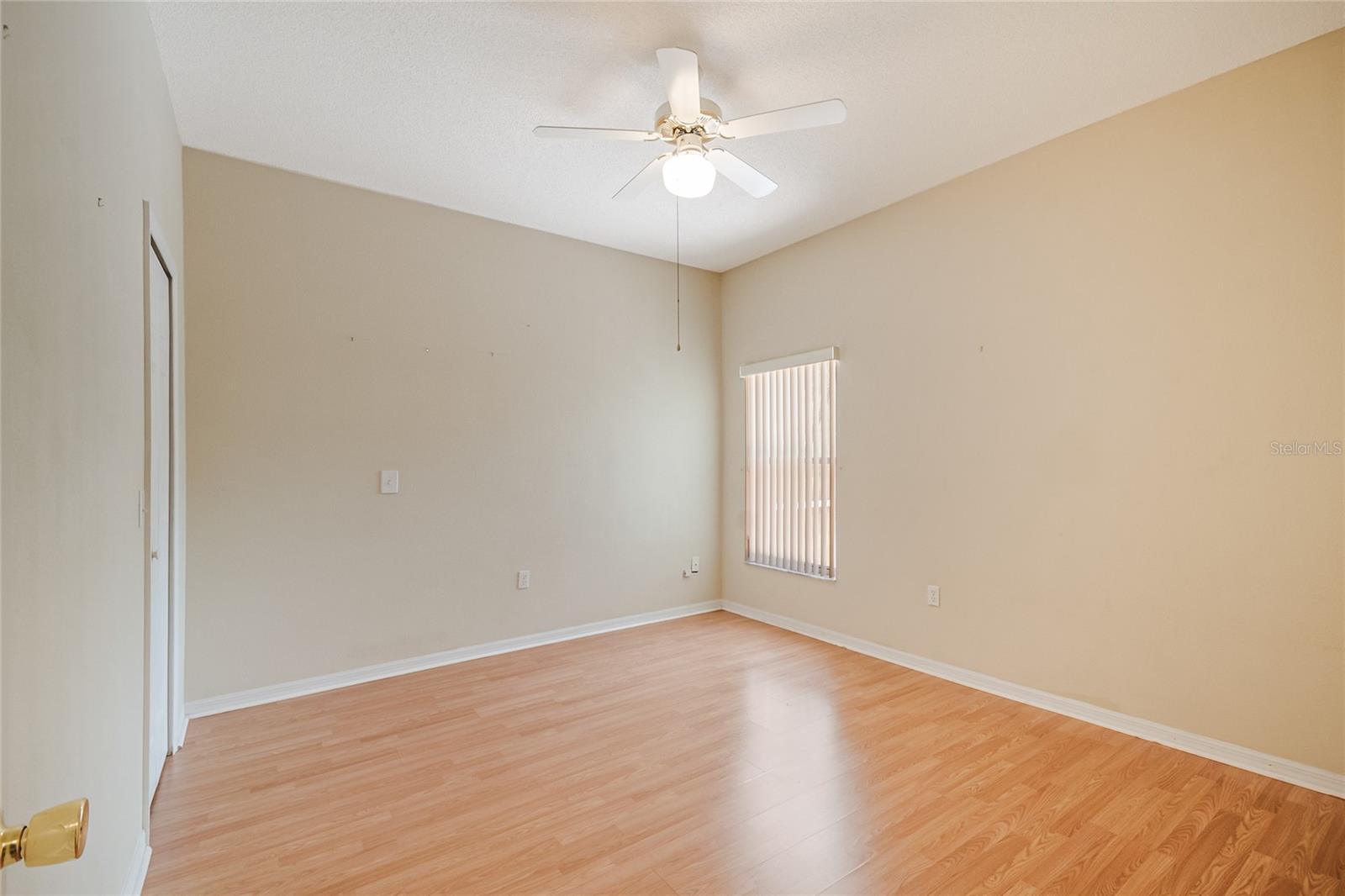 Image 40 of 47 For 603 Pinehurst Court