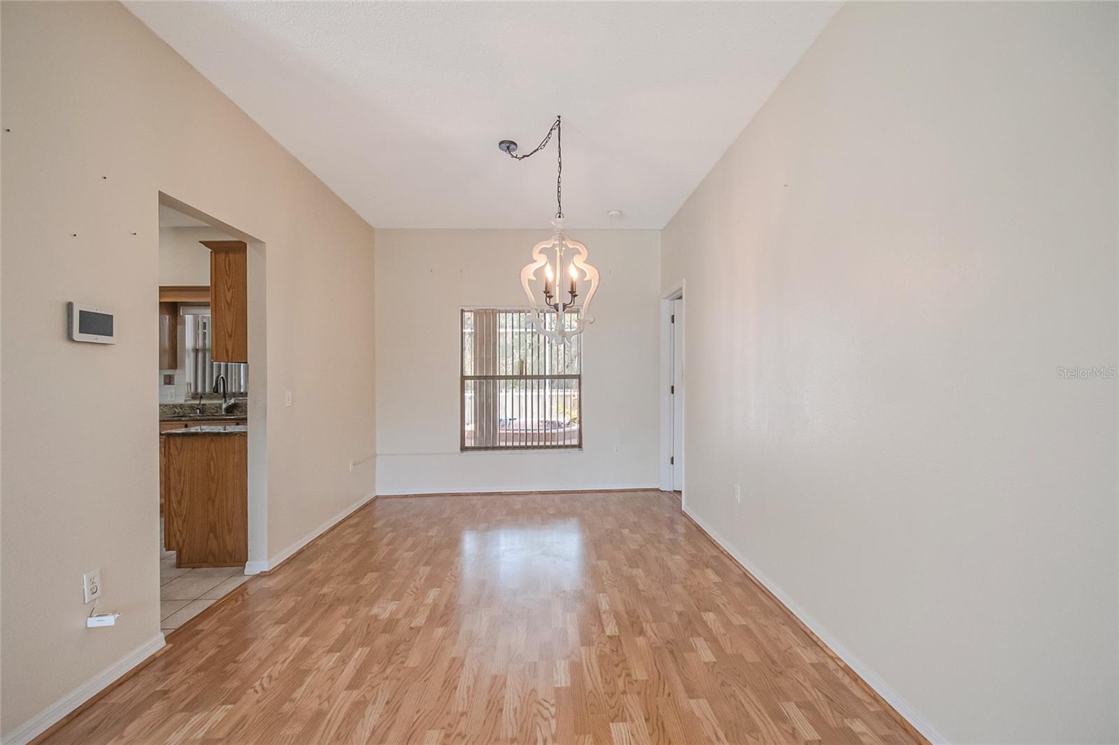 Image 8 of 47 For 603 Pinehurst Court