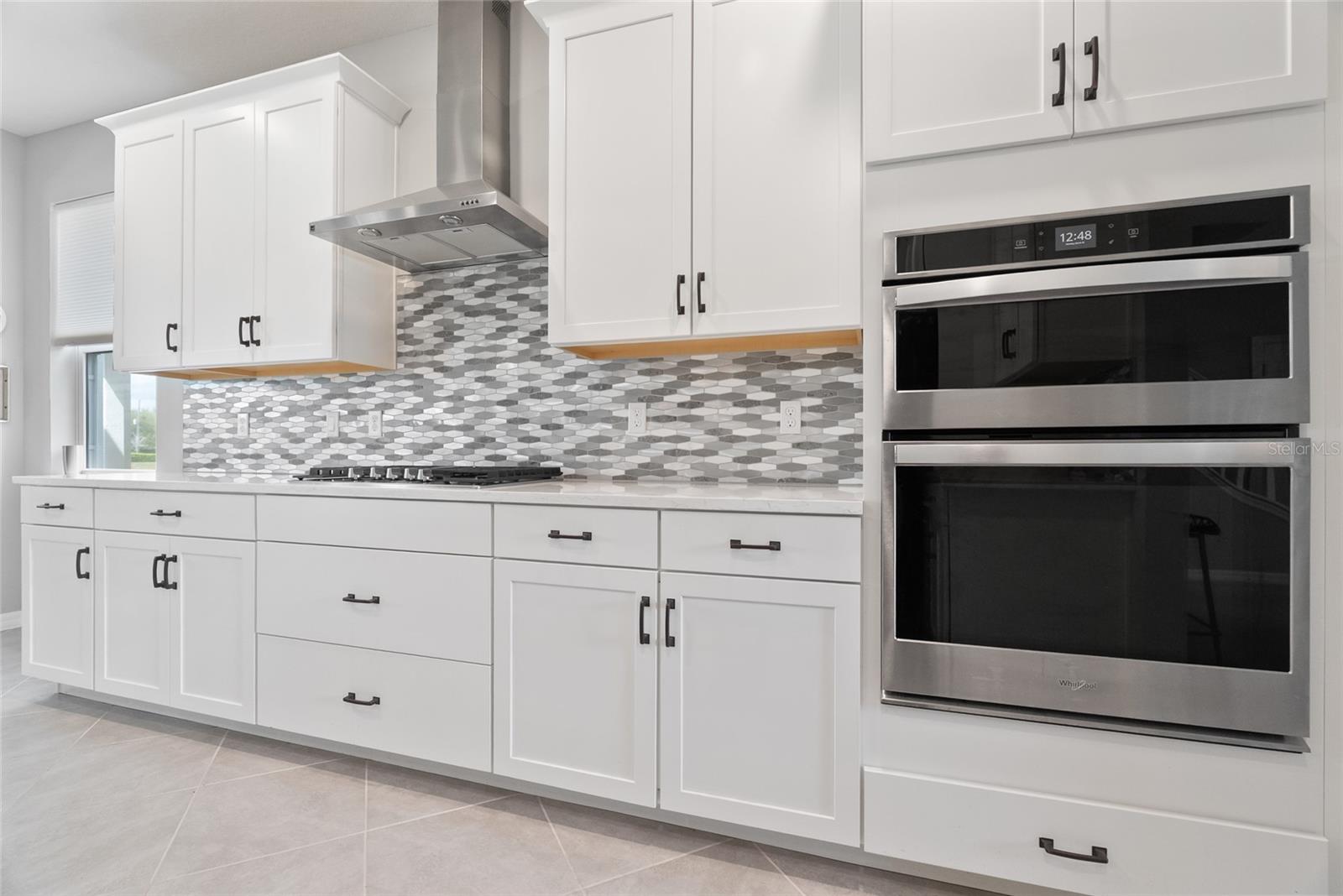 Image 12 of 50 For 693 Big Pine Avenue