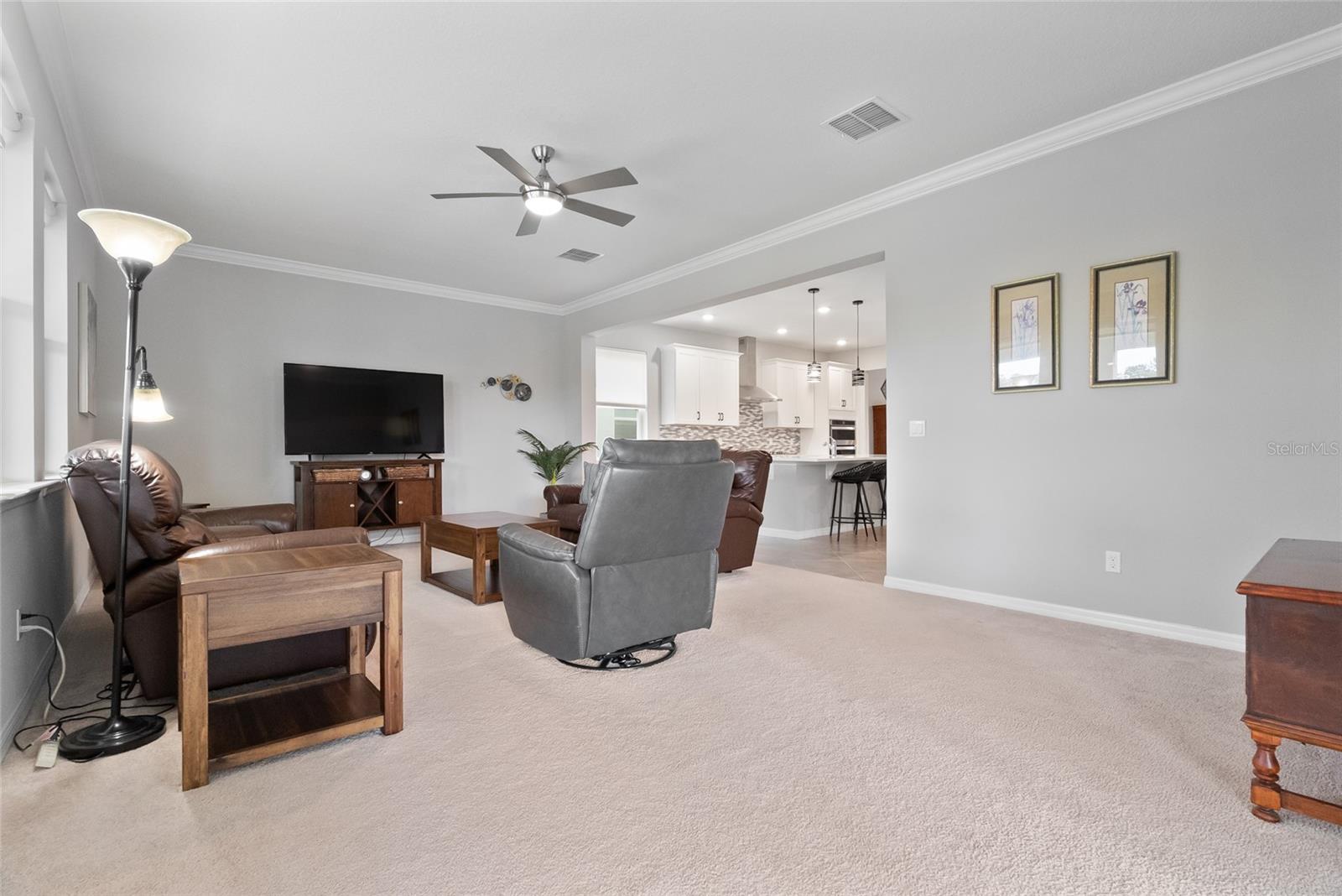 Image 21 of 50 For 693 Big Pine Avenue