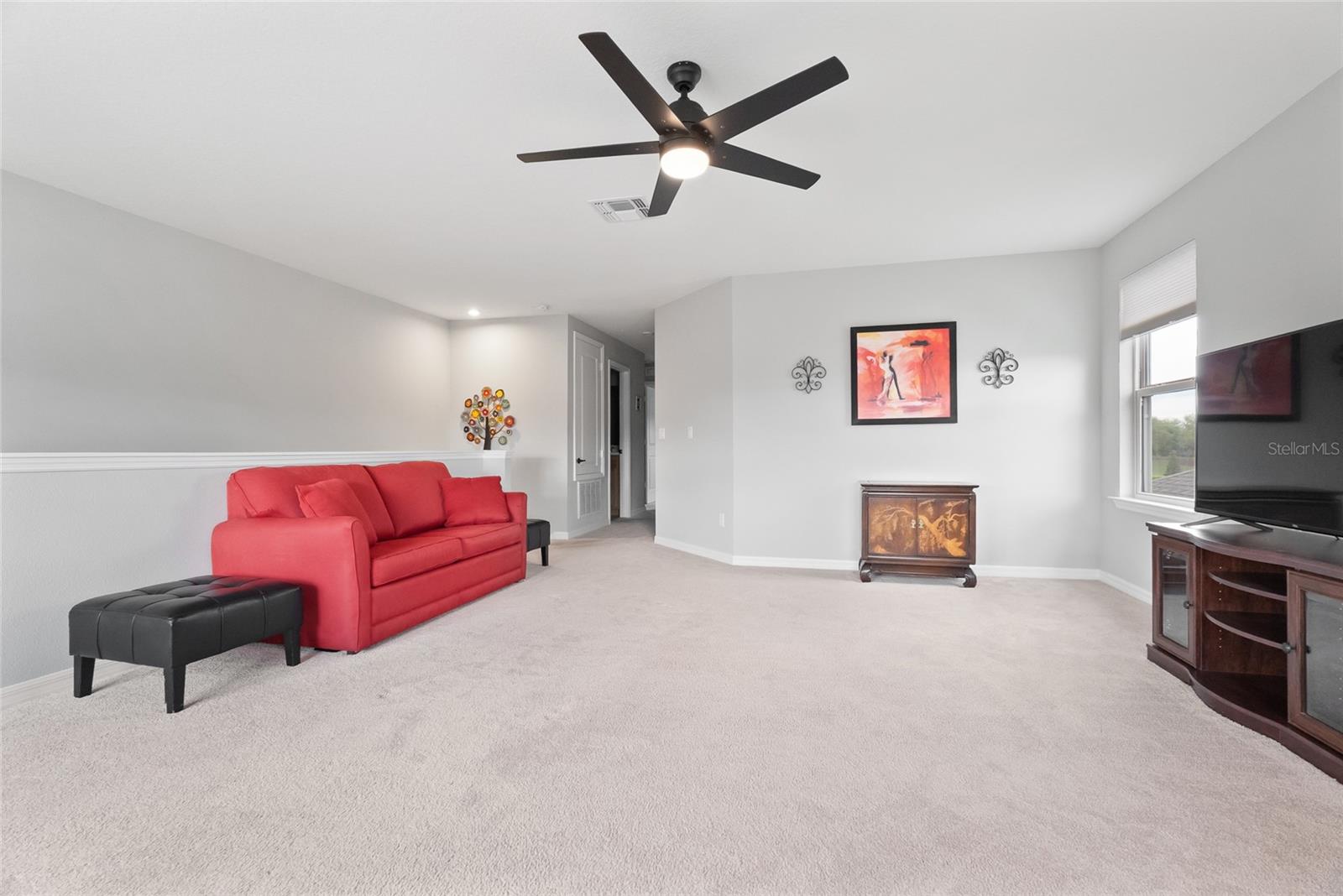 Image 26 of 50 For 693 Big Pine Avenue