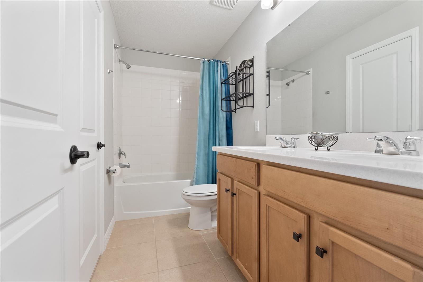 Image 29 of 50 For 693 Big Pine Avenue