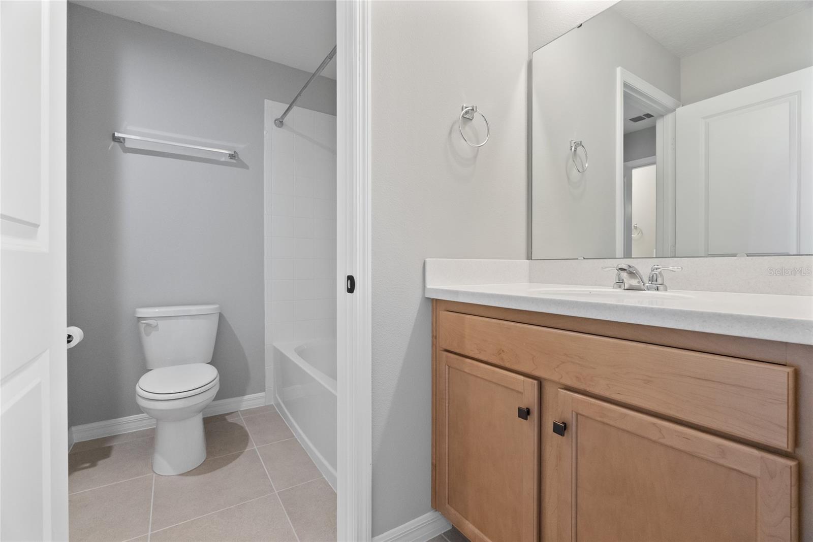 Image 34 of 50 For 693 Big Pine Avenue