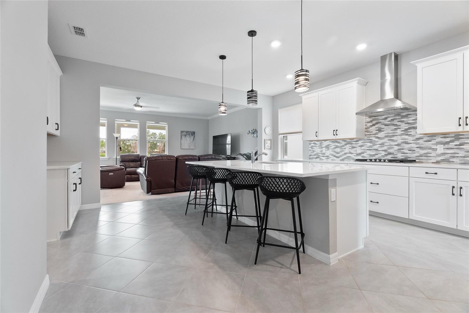 Image 8 of 50 For 693 Big Pine Avenue