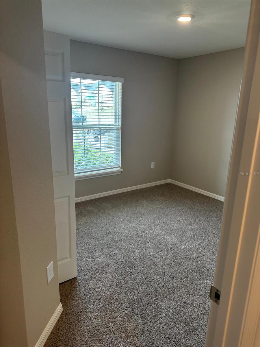Image 3 of 4 For 1391 Mountain Flower Lane