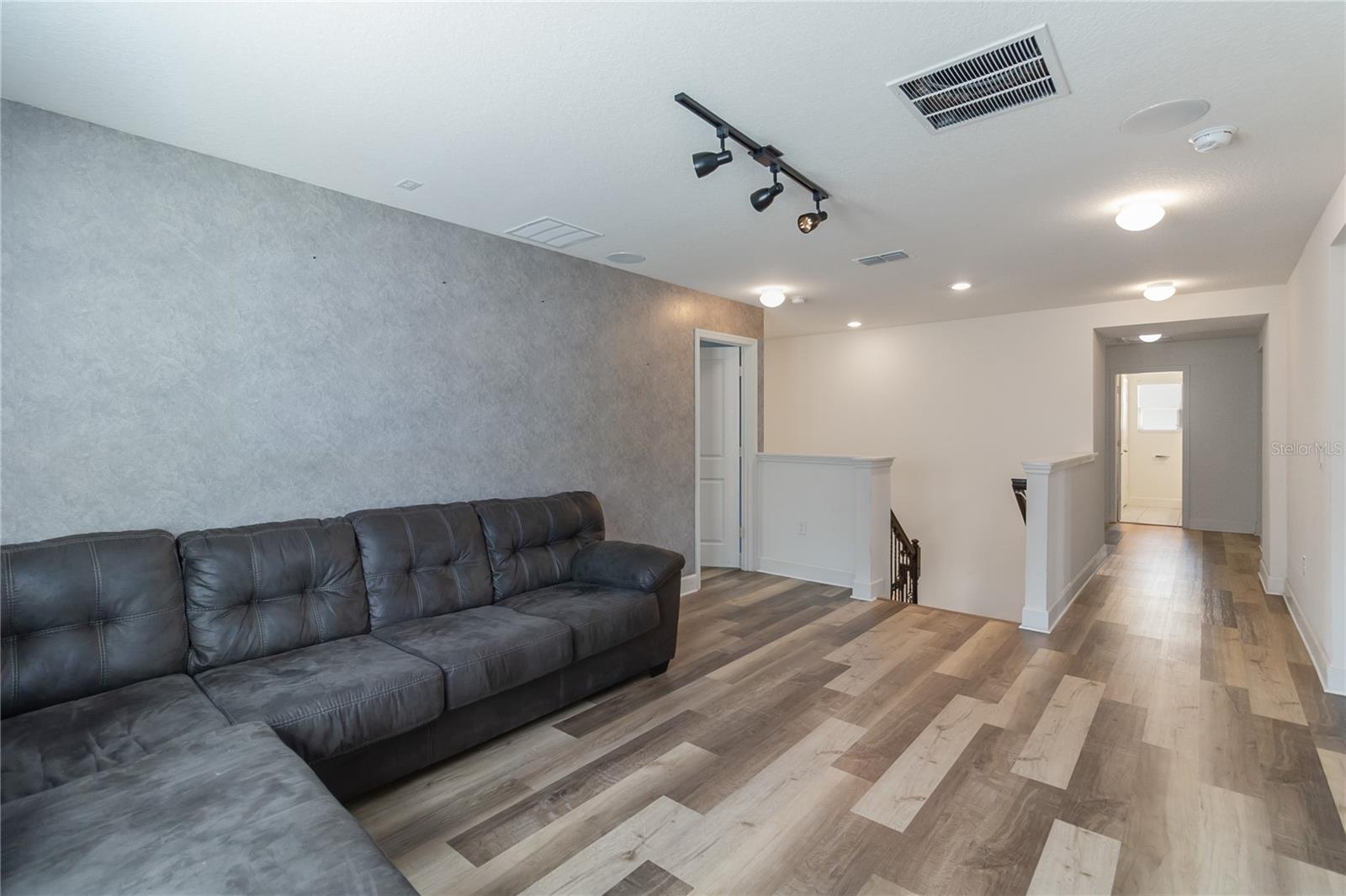 Image 22 of 50 For 3089 Irish Peach Drive