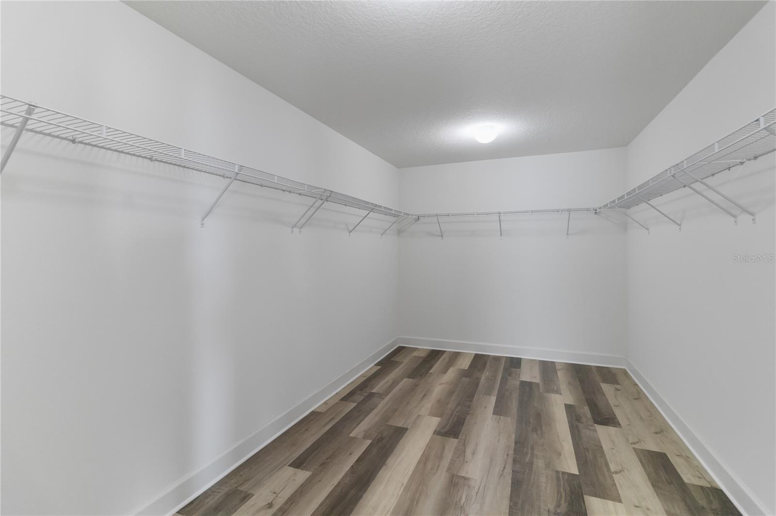 Image 25 of 50 For 3089 Irish Peach Drive