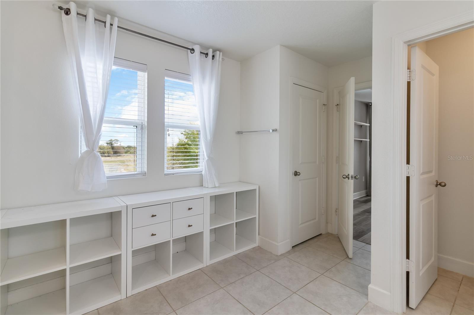 Image 28 of 50 For 3089 Irish Peach Drive