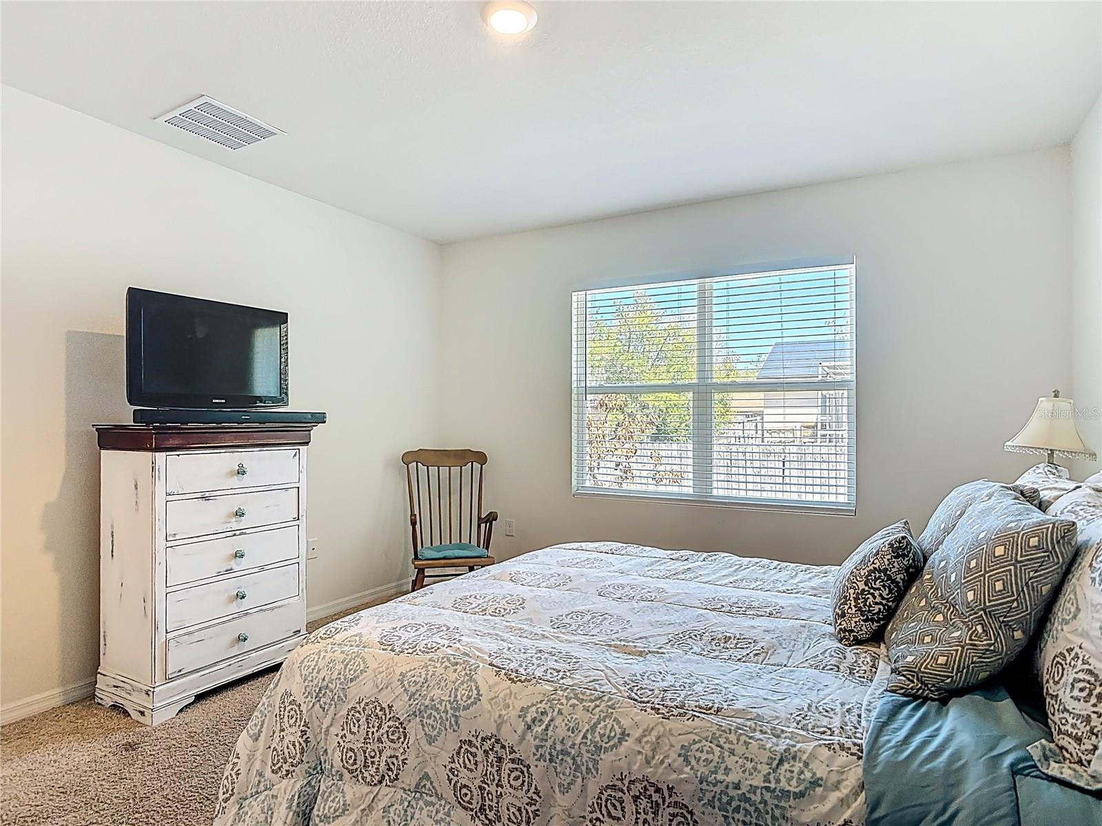 Image 28 of 53 For 712 Red Hawk Lane