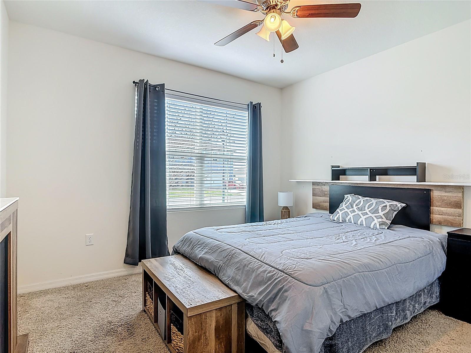 Image 35 of 53 For 712 Red Hawk Lane