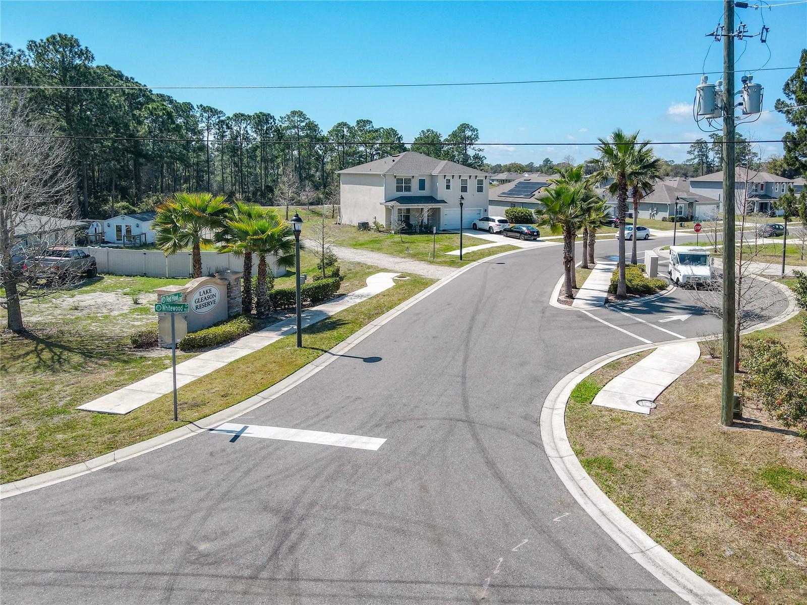 Image 52 of 53 For 712 Red Hawk Lane