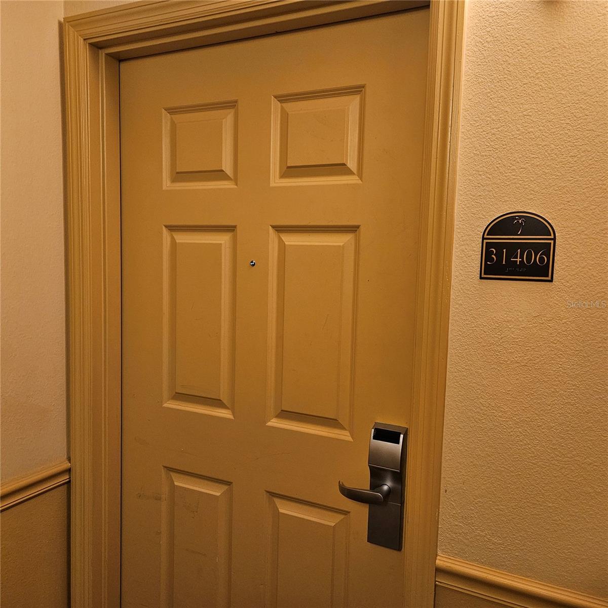 Details for 8101 Resort Village Dr  31406, ORLANDO, FL 32821