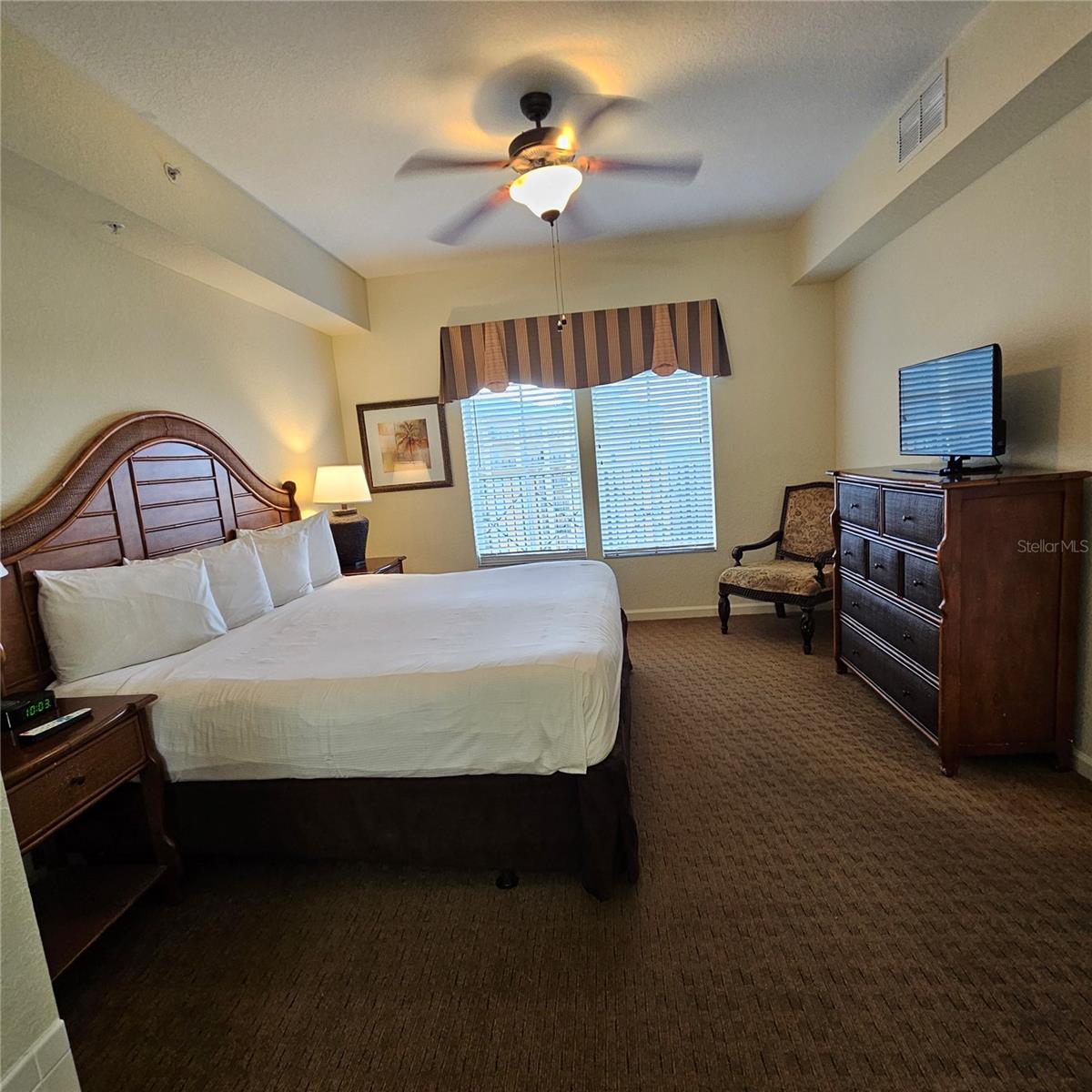 Image 26 of 55 For 8101 Resort Village Dr  31406