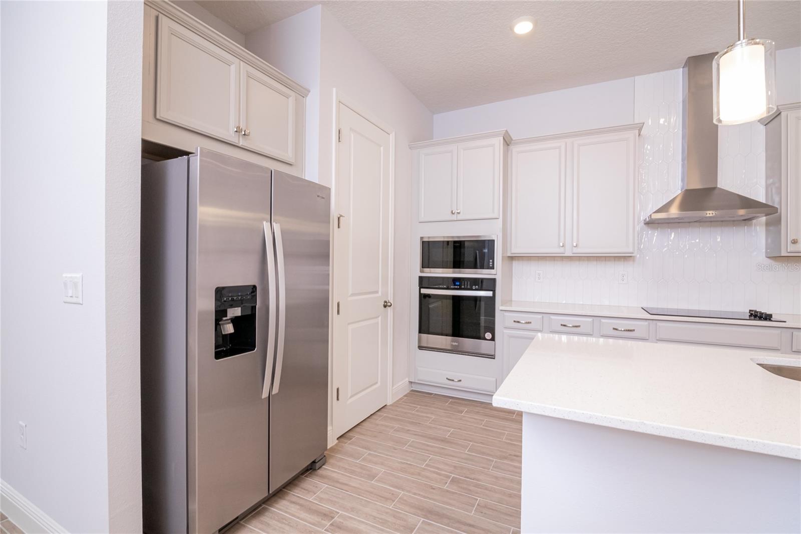 Image 10 of 35 For 6487 Cyrils Drive