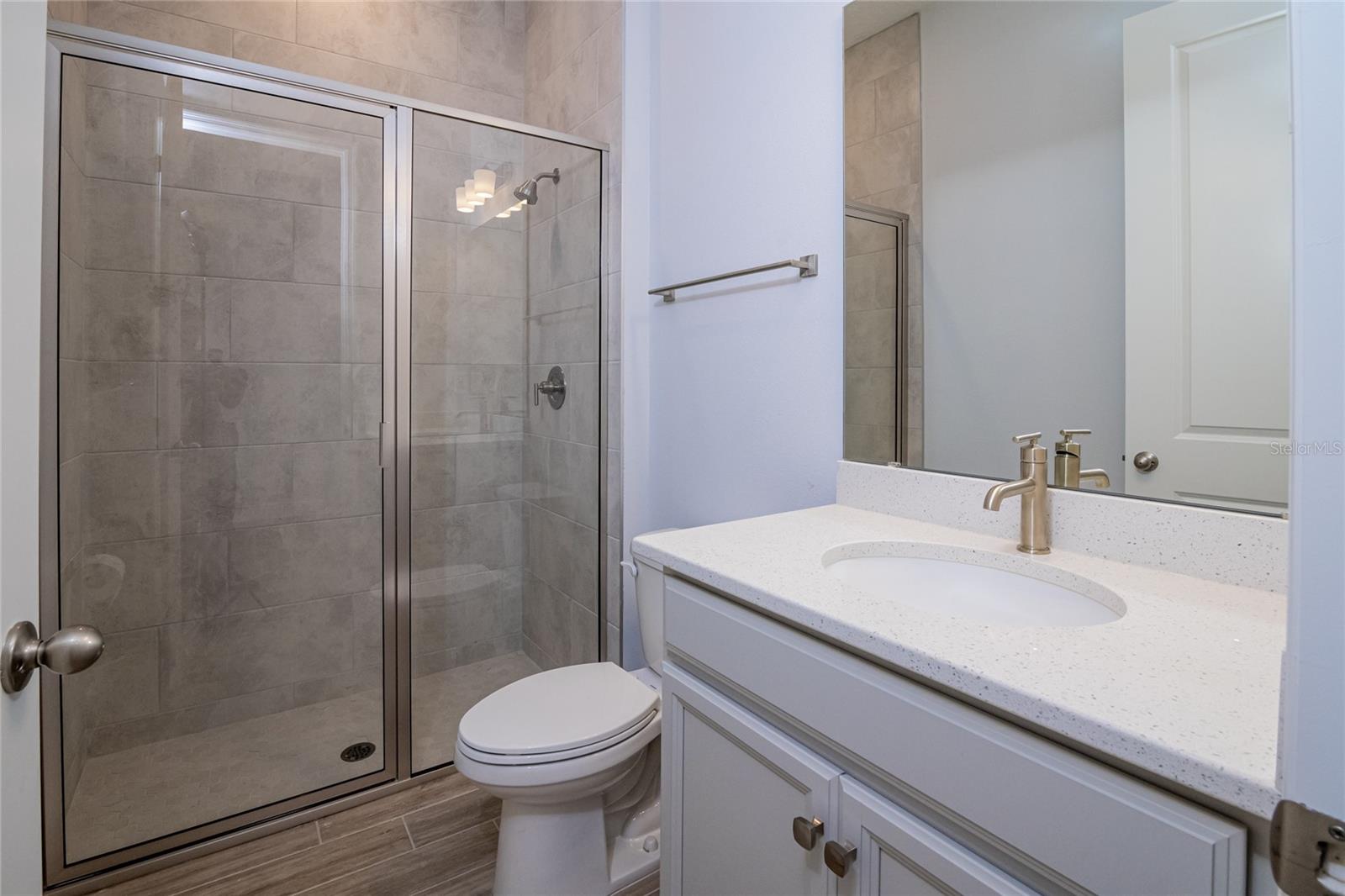 Image 15 of 35 For 6487 Cyrils Drive