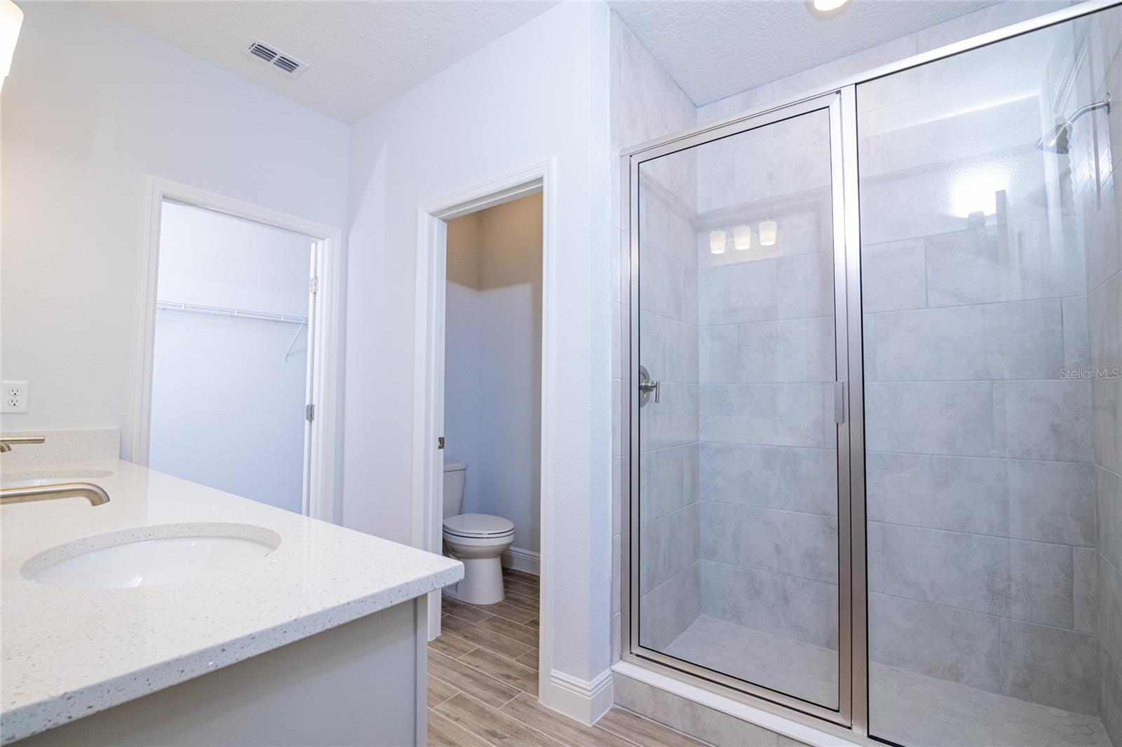 Image 24 of 35 For 6487 Cyrils Drive