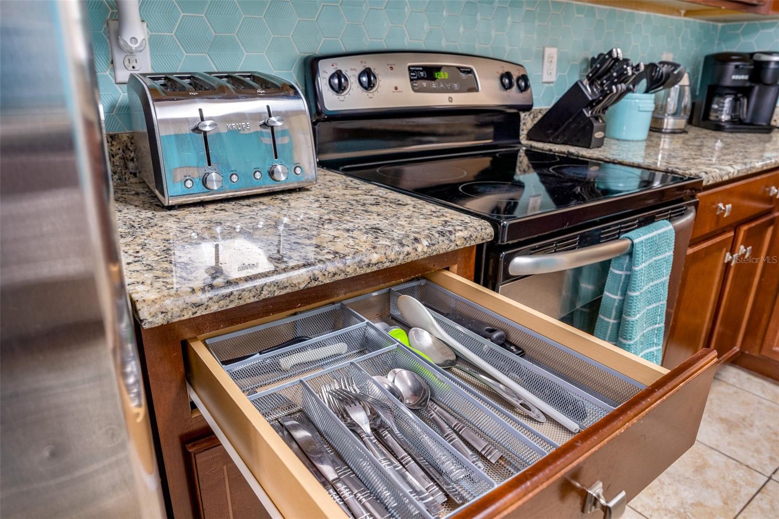 Image 33 of 51 For 1144 Cypress Pointe Boulevard