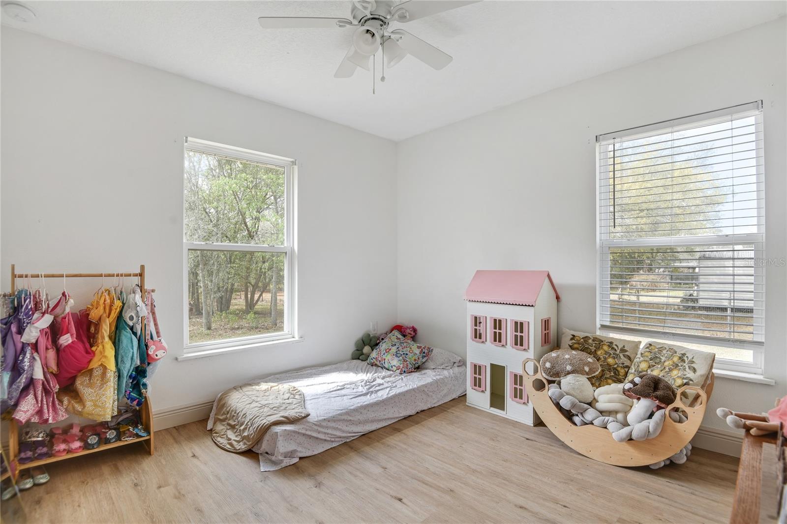 Image 10 of 20 For 17508 Rockledge Avenue