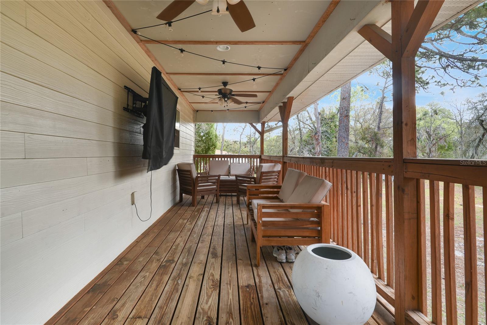 Image 17 of 20 For 17508 Rockledge Avenue