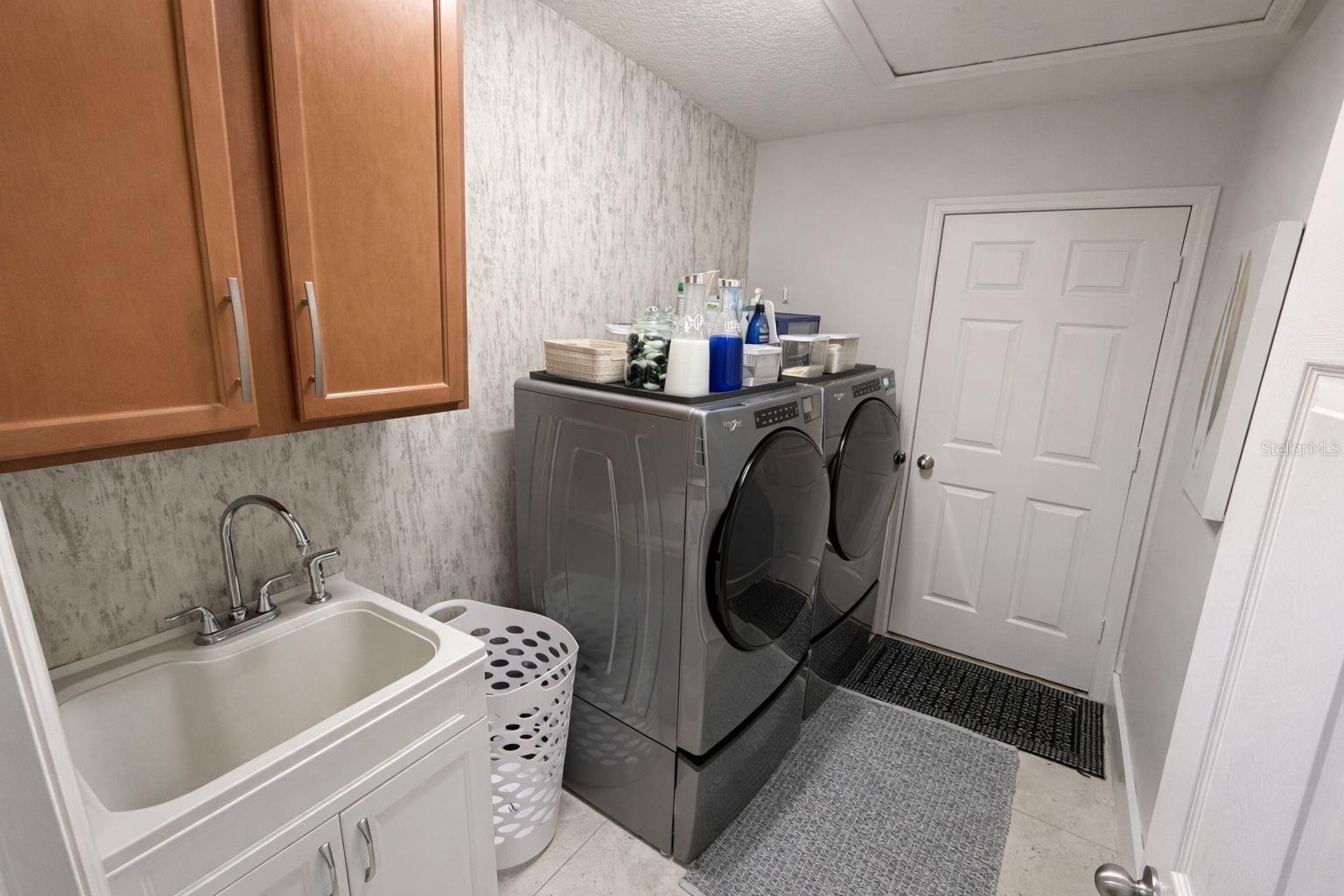 Image 26 of 27 For 9150 Outlook Rock Trail