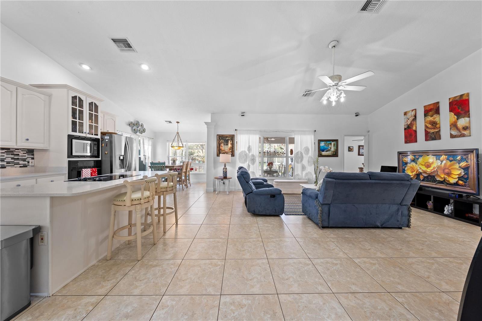 Image 10 of 47 For 6409 Shoreline