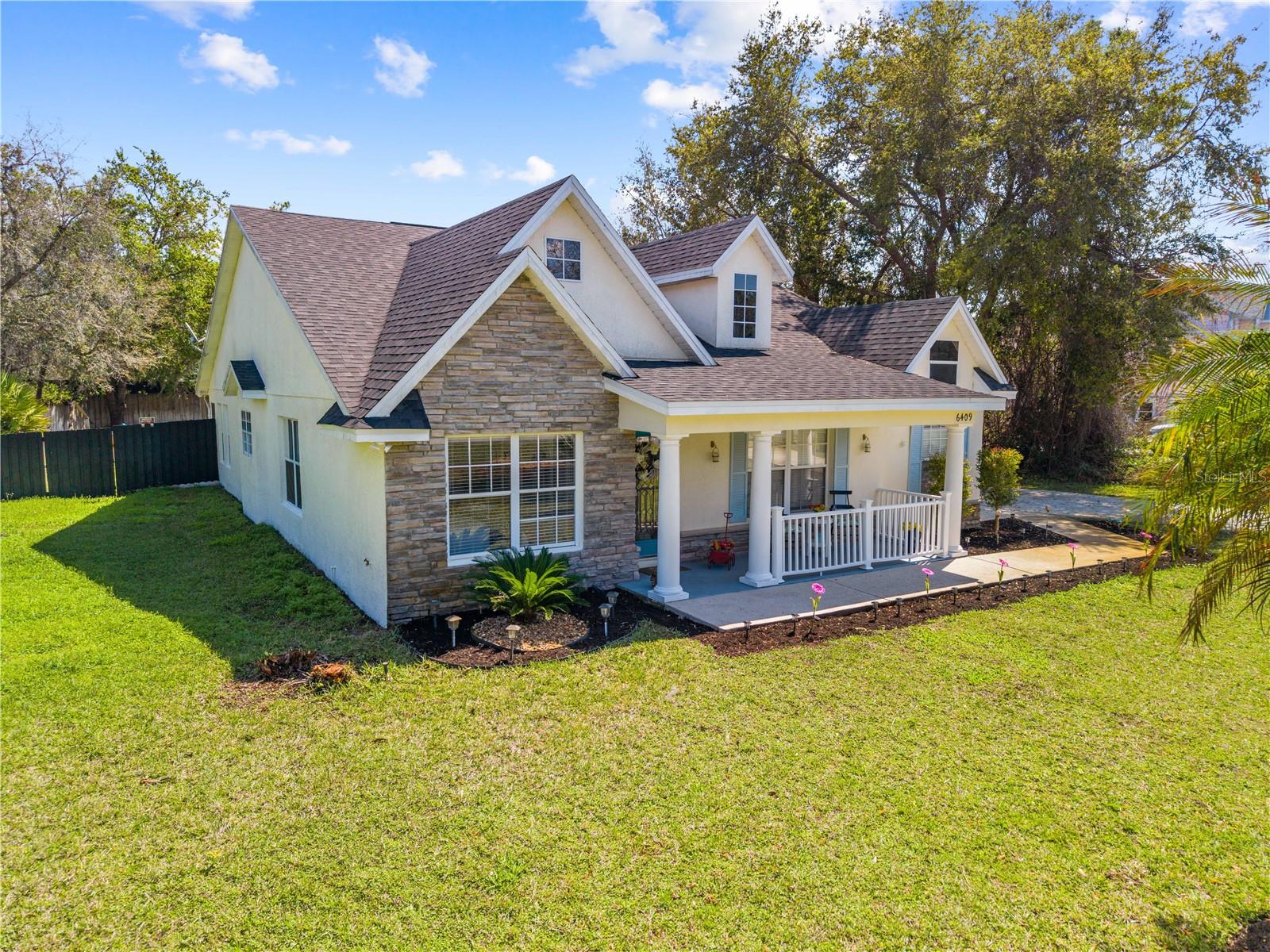 Image 3 of 47 For 6409 Shoreline