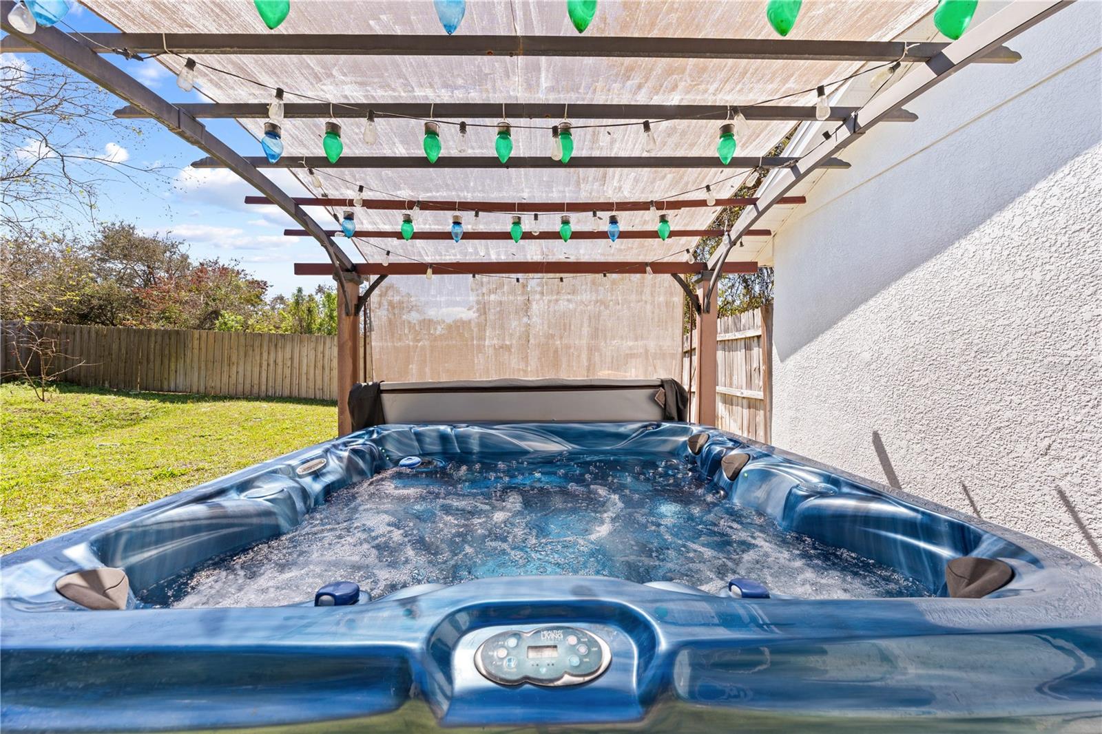 Image 37 of 47 For 6409 Shoreline