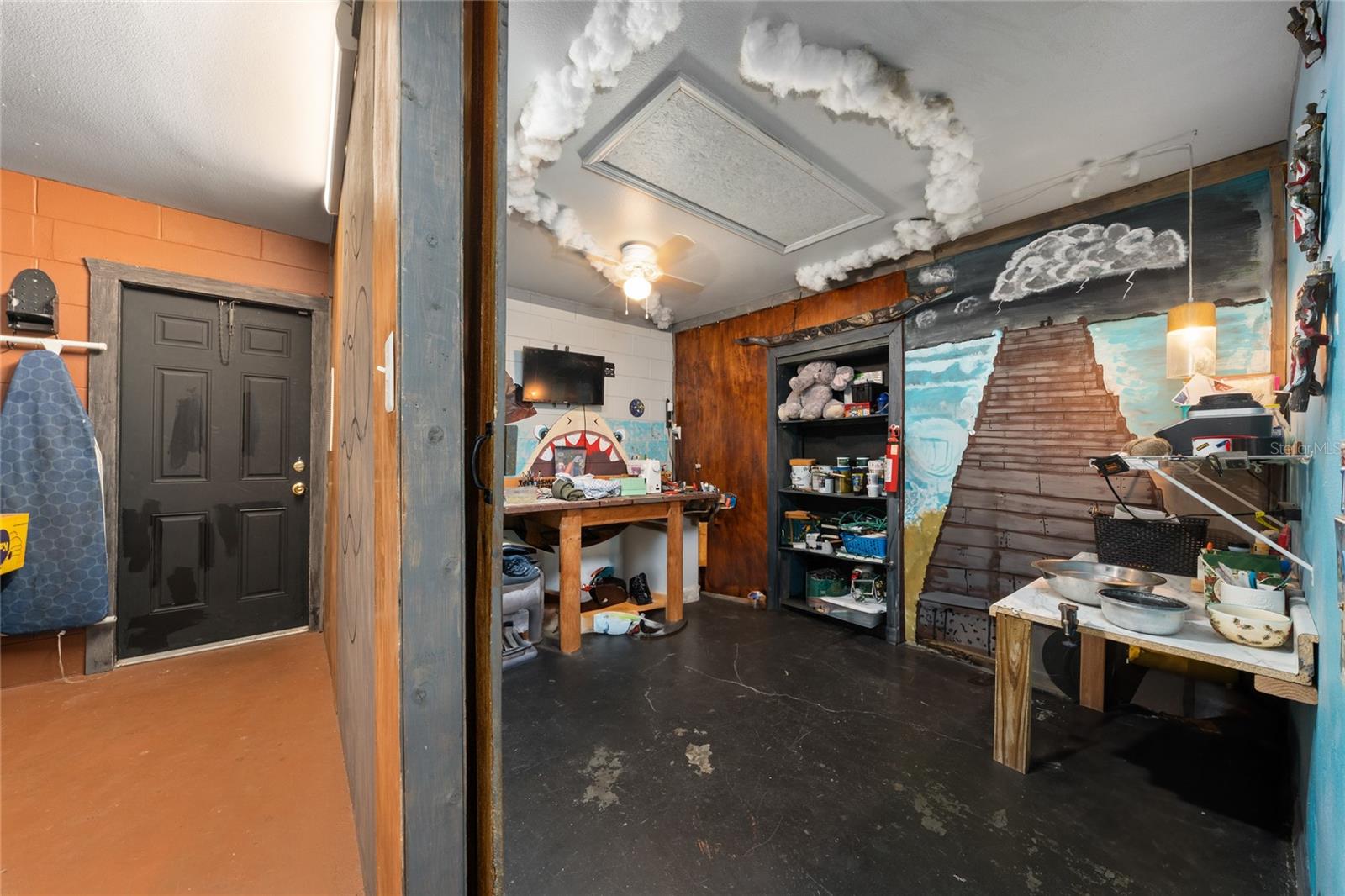 Image 21 of 41 For 4701 Lake Shore Drive