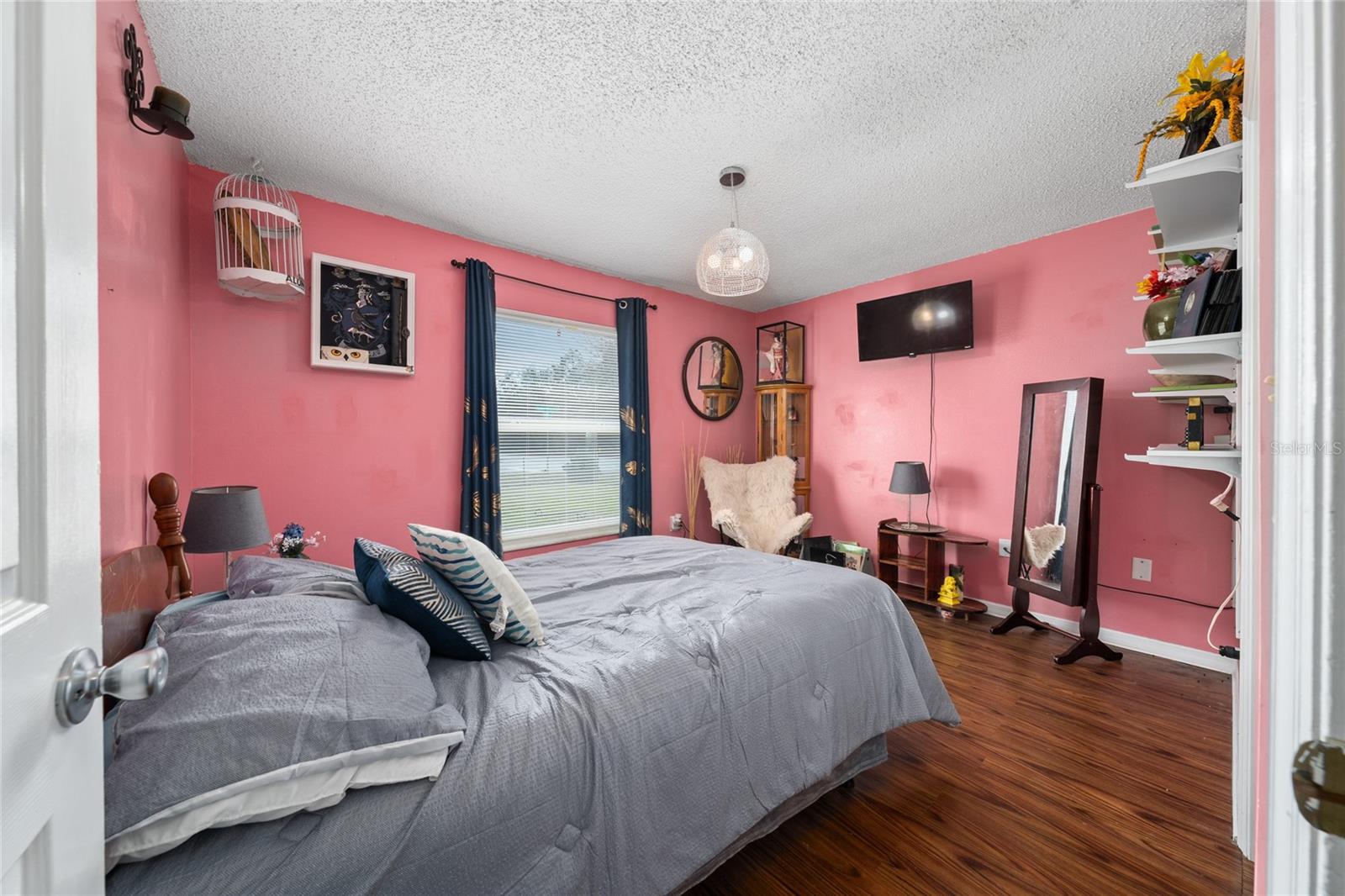 Image 27 of 41 For 4701 Lake Shore Drive