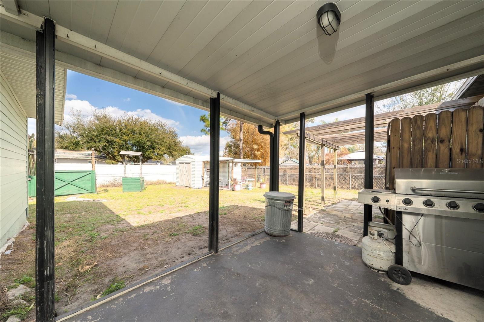 Image 37 of 41 For 4701 Lake Shore Drive