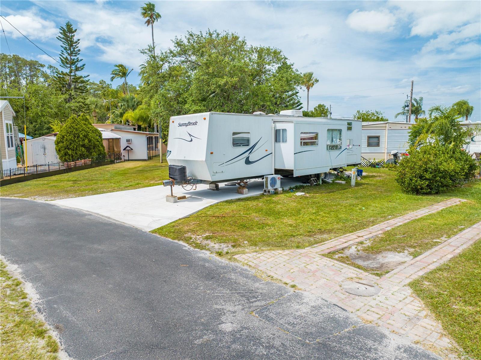 Image 18 of 23 For 1382 Mainsail Lane