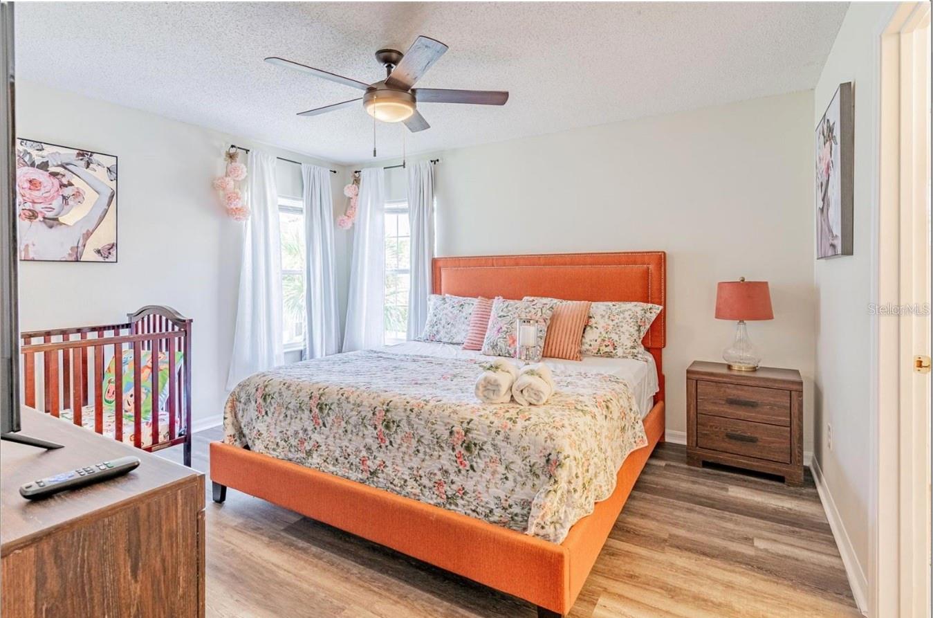 Image 17 of 30 For 8491 Oasis Key Cove