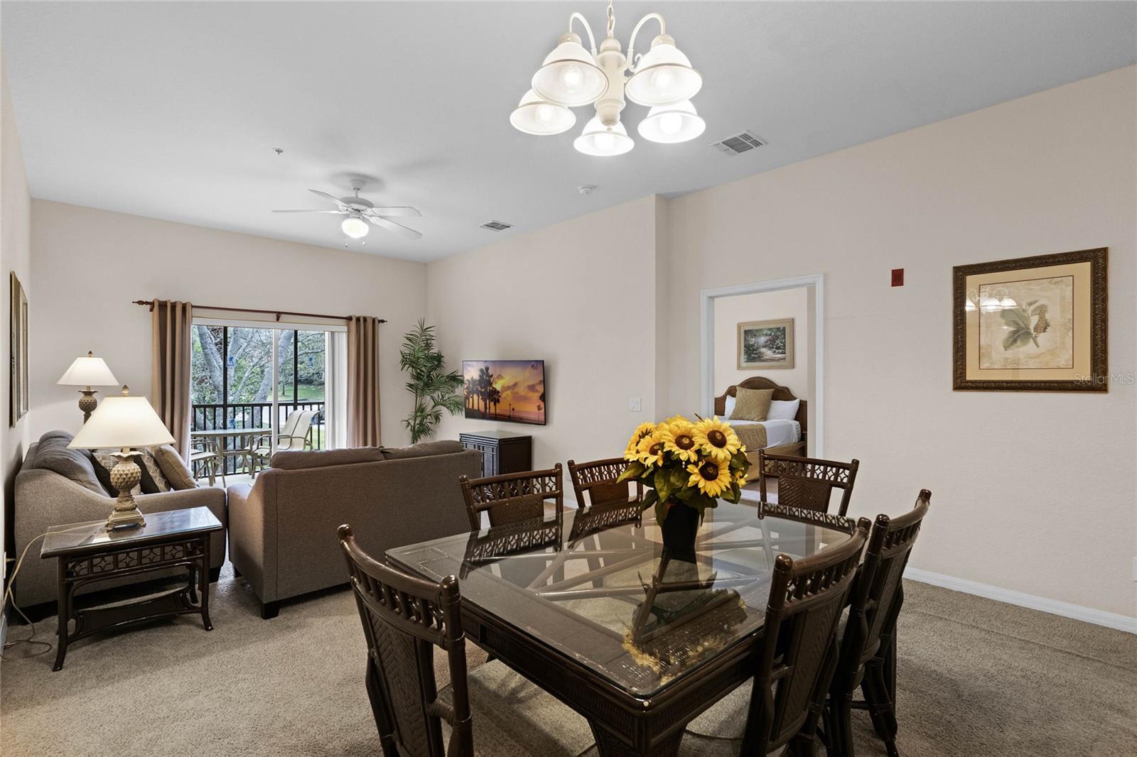 Image 14 of 39 For 312 Lucaya Loop