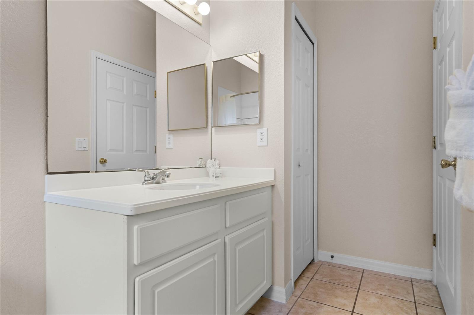 Image 25 of 39 For 312 Lucaya Loop