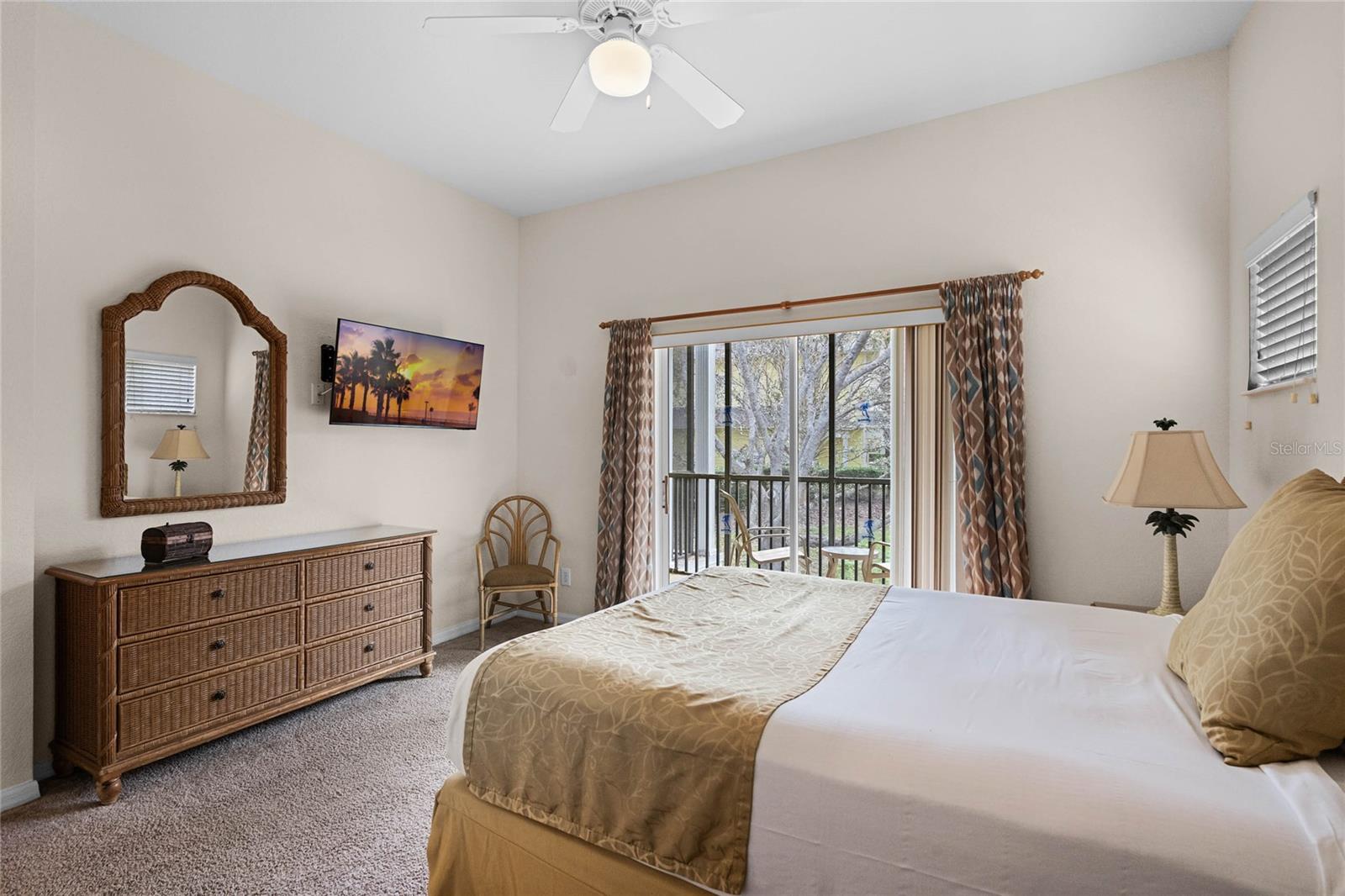 Image 28 of 39 For 312 Lucaya Loop